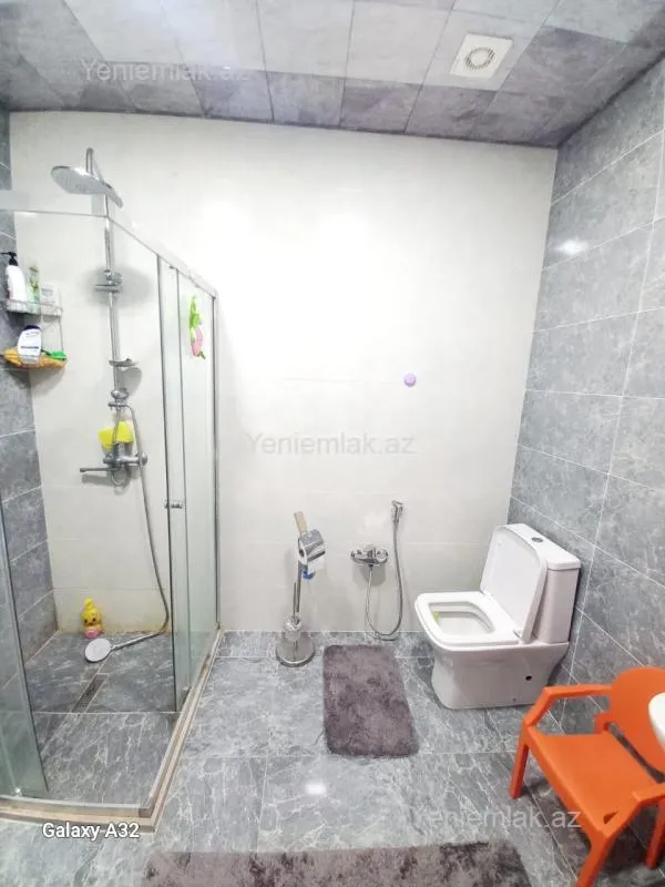 Satılır 3 otaqlı yeni tikili 136 m²