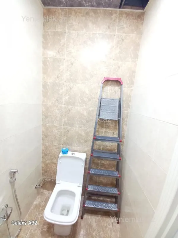 Satılır 3 otaqlı yeni tikili 136 m²