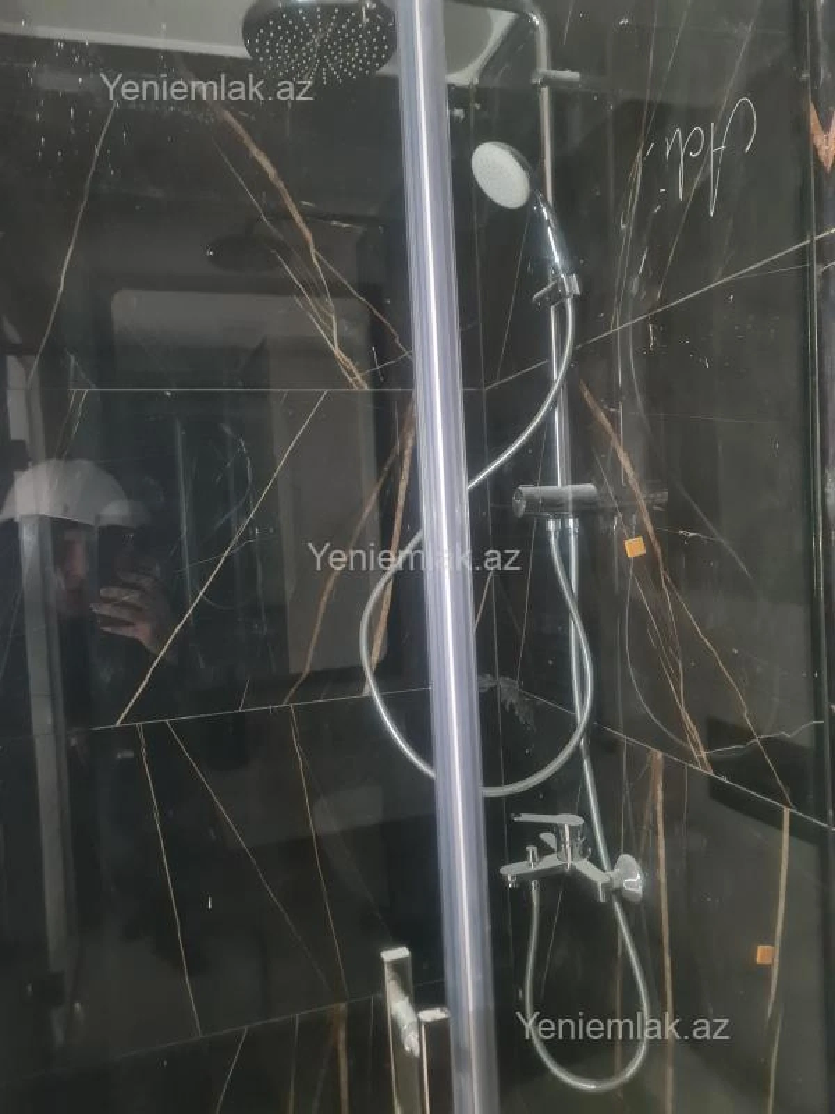 Satılır 3 otaqlı yeni tikili 67 m²