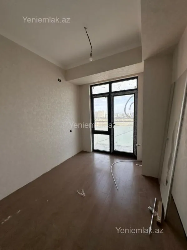 Satılır 3 otaqlı yeni tikili 82.72 m²