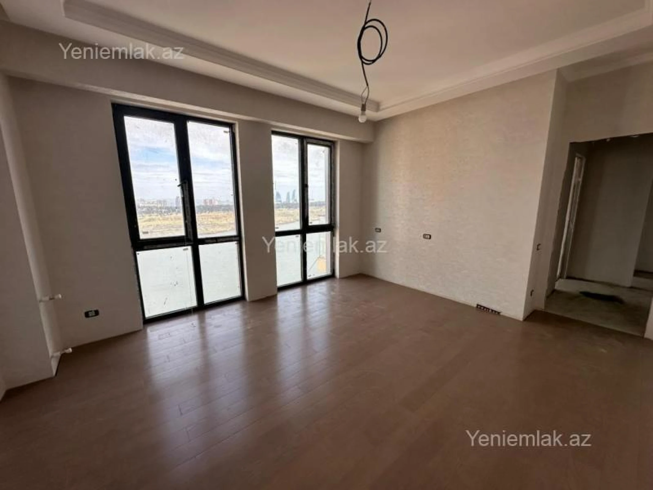 Satılır 3 otaqlı yeni tikili 82.72 m²