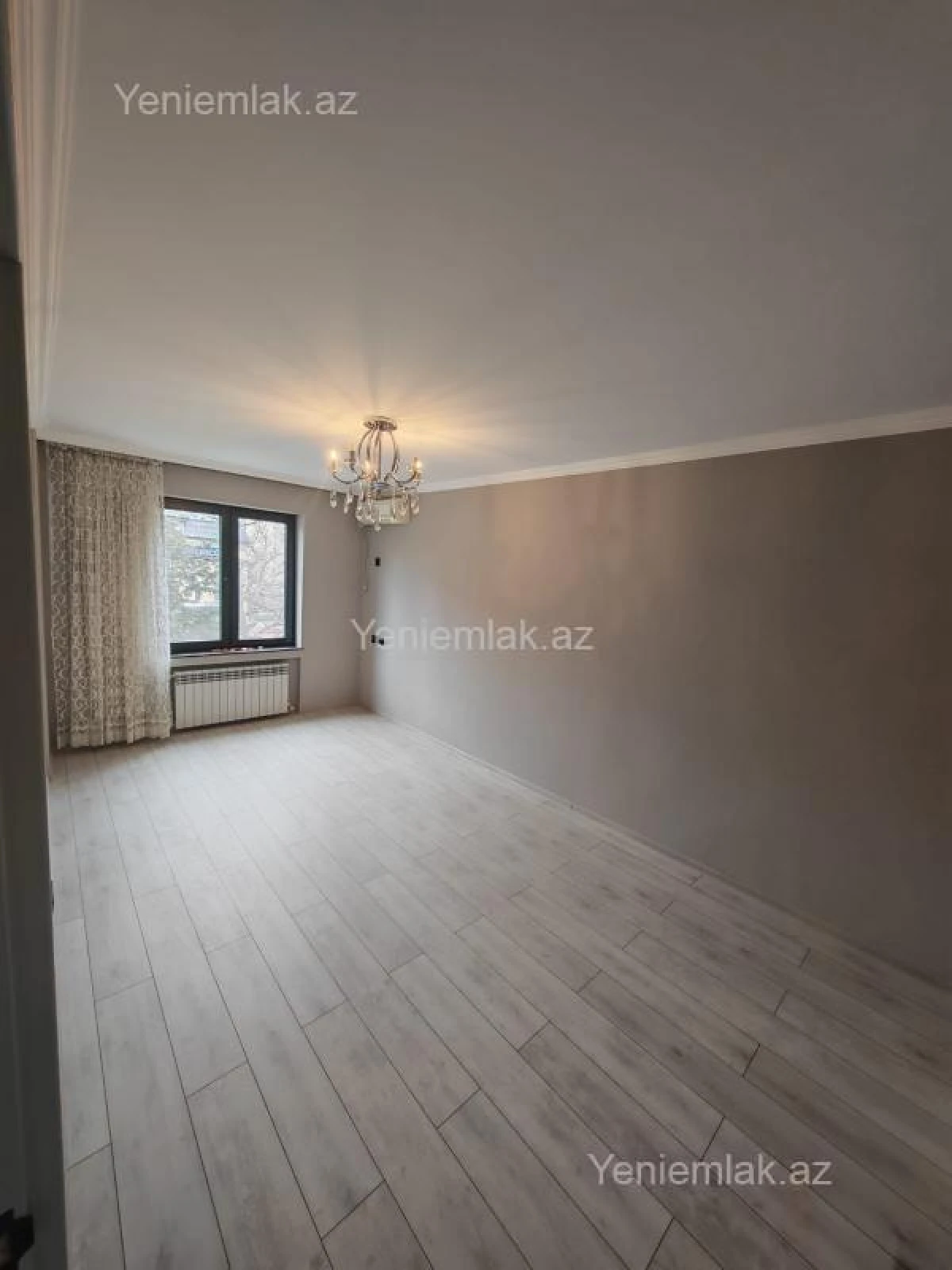 Satılır 3 otaqlı köhnə tikili 80 m²