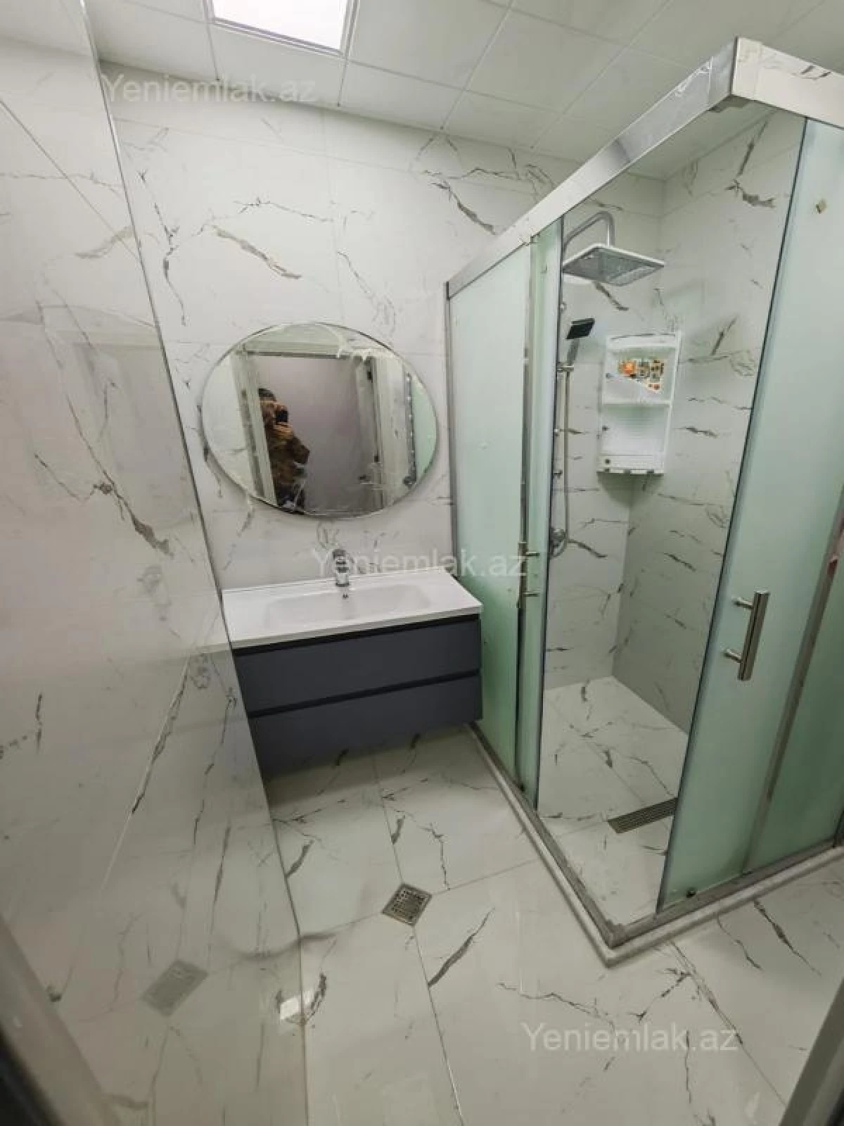 Satılır 3 otaqlı köhnə tikili 80 m²