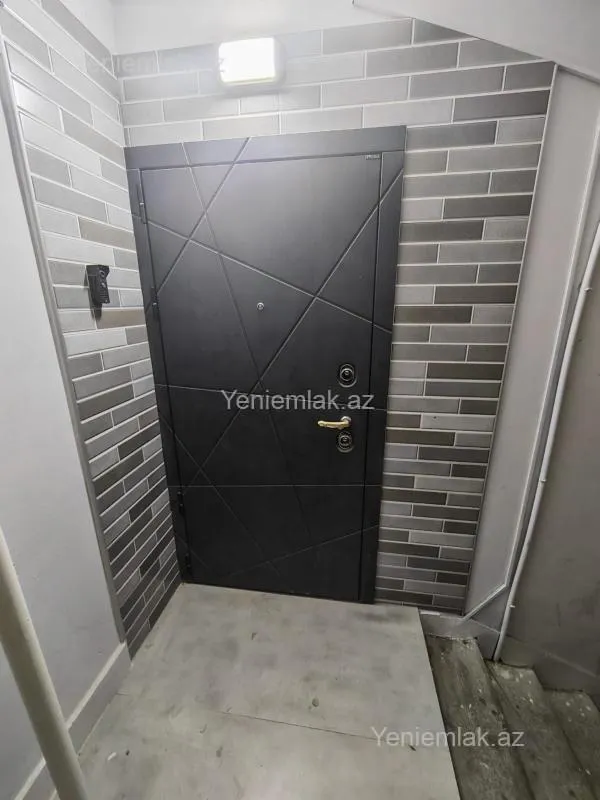 Satılır 3 otaqlı köhnə tikili 80 m²