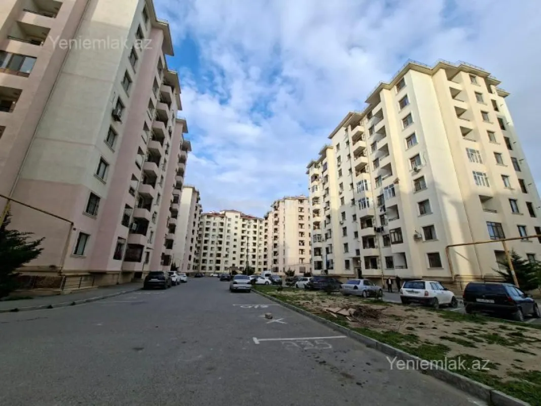 Satılır 4 otaqlı yeni tikili 110 m²