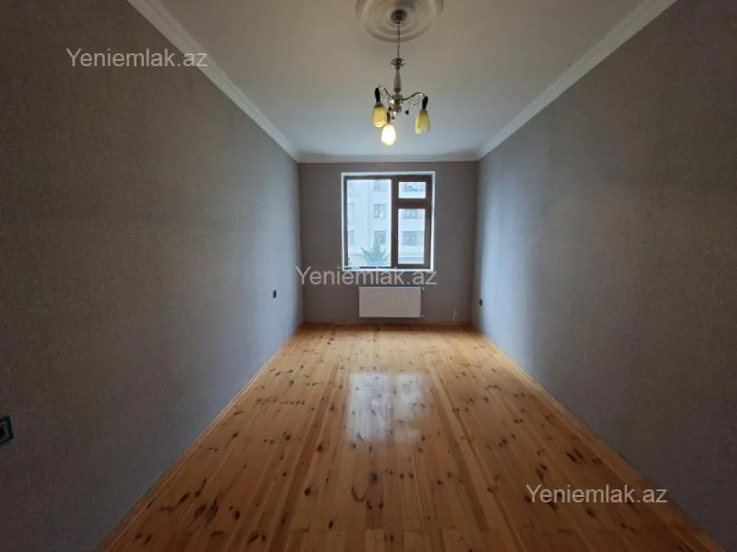 Satılır 4 otaqlı yeni tikili 110 m²
