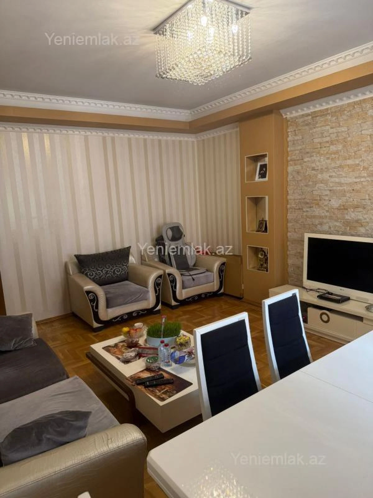 Satılır 3 otaqlı yeni tikili 125 m²
