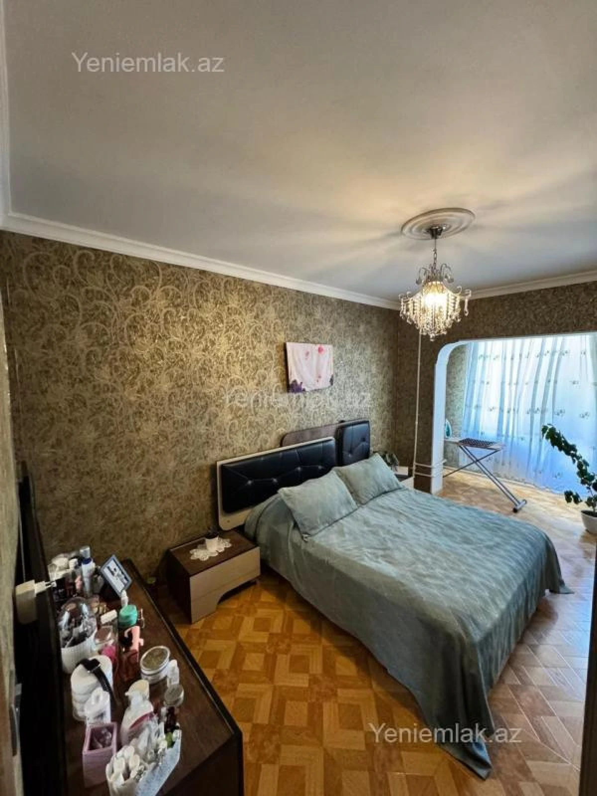 Satılır 3 otaqlı köhnə tikili 85 m²