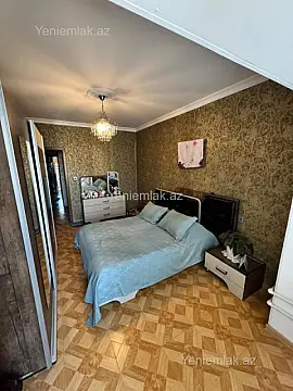 Satılır 3 otaqlı köhnə tikili 85 m²