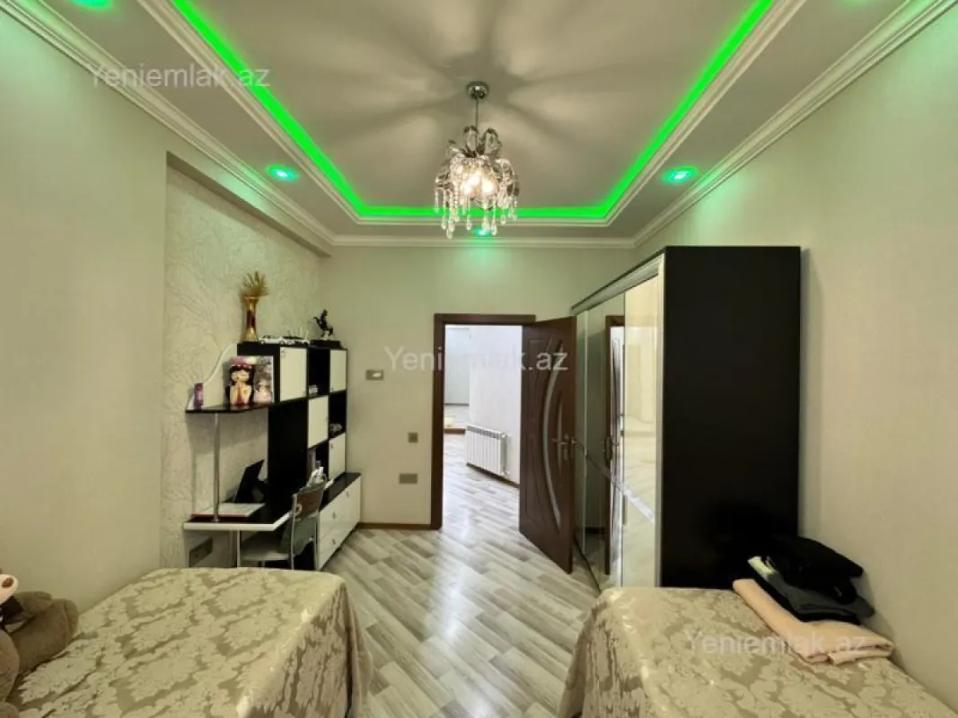 Satılır 3 otaqlı yeni tikili 108 m²