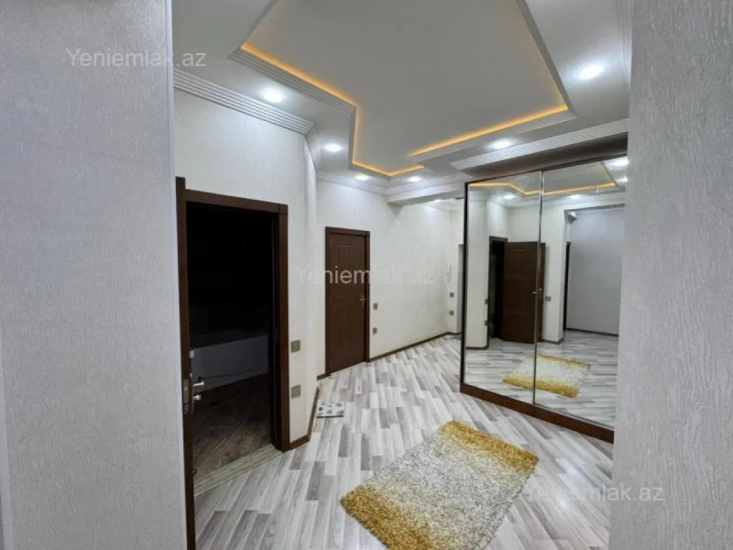Satılır 3 otaqlı yeni tikili 108 m²