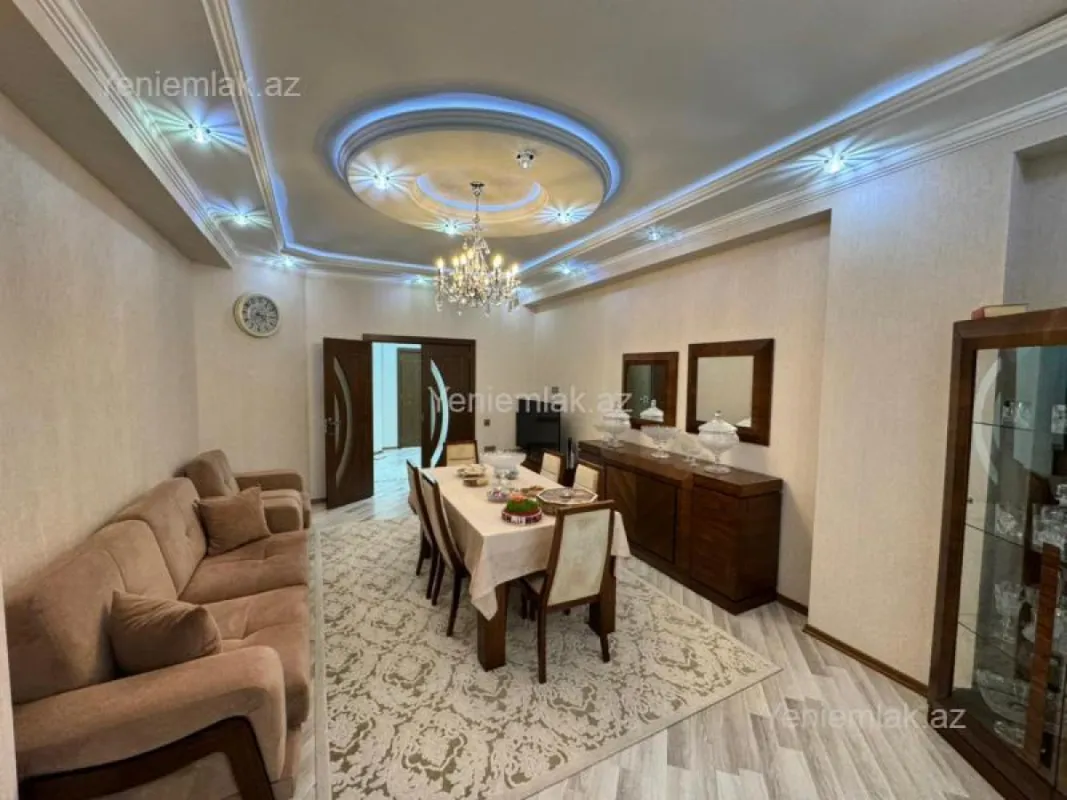 Satılır 3 otaqlı yeni tikili 108 m²