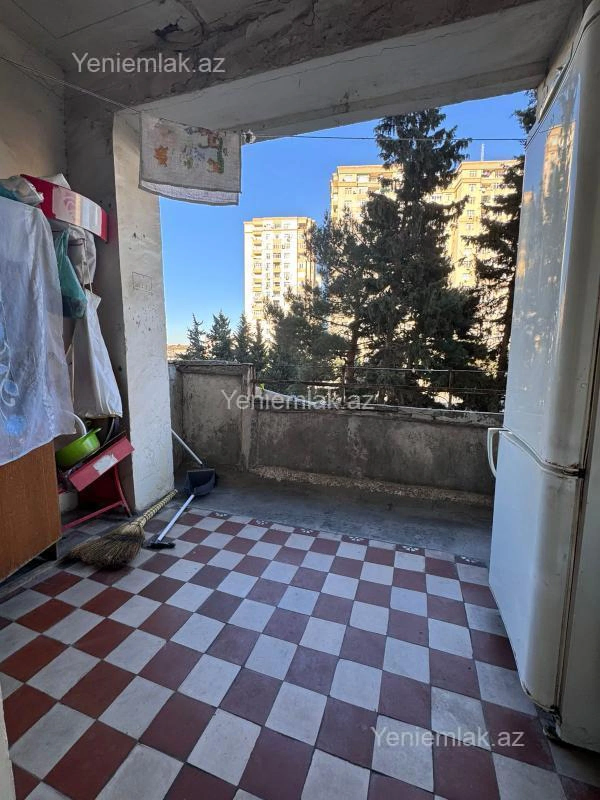 Satılır 5 otaqlı köhnə tikili 100 m²