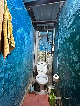 Satılır 5 otaqlı köhnə tikili 100 m²