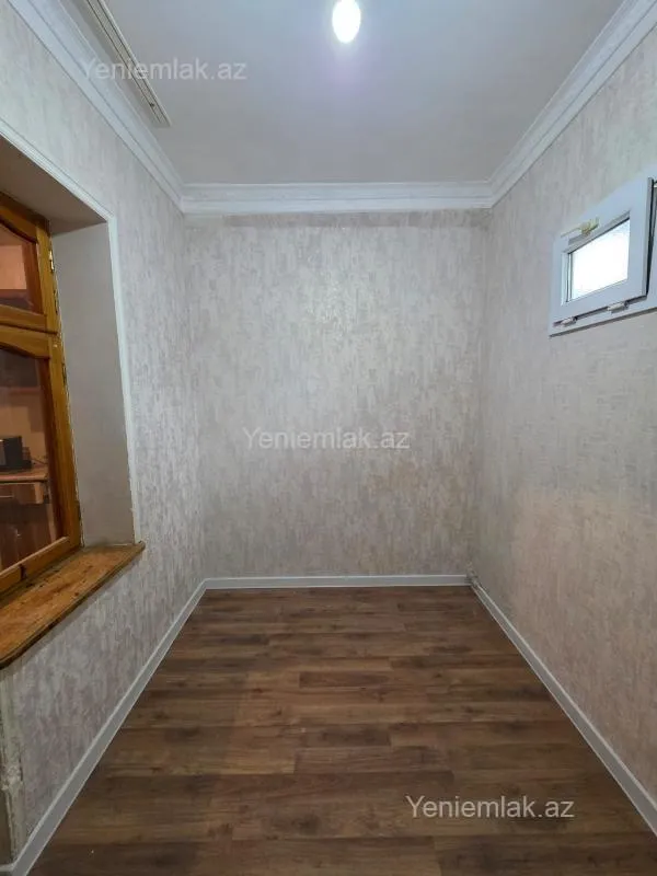 Satılır 2 otaqlı köhnə tikili 55 m²