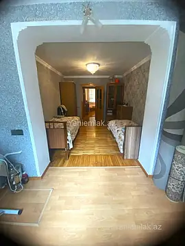 Satılır 3 otaqlı köhnə tikili 90 m²