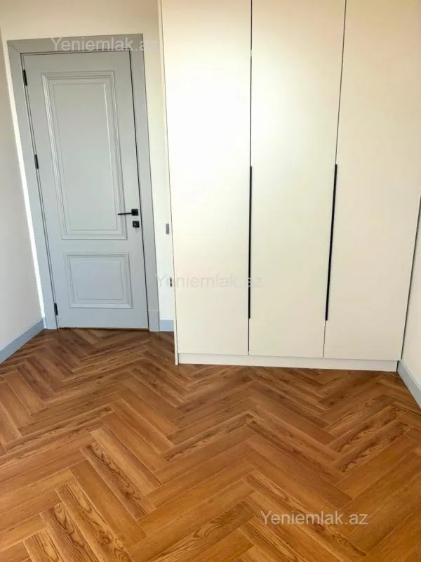 Satılır 3 otaqlı yeni tikili 86 m²