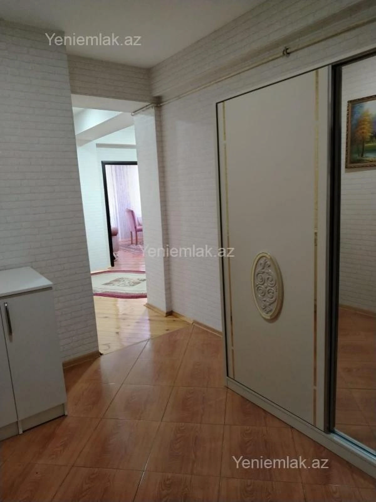 Satılır 3 otaqlı köhnə tikili 80 m²
