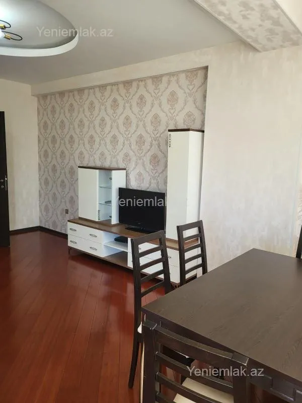 Satılır 2 otaqlı yeni tikili 97 m²
