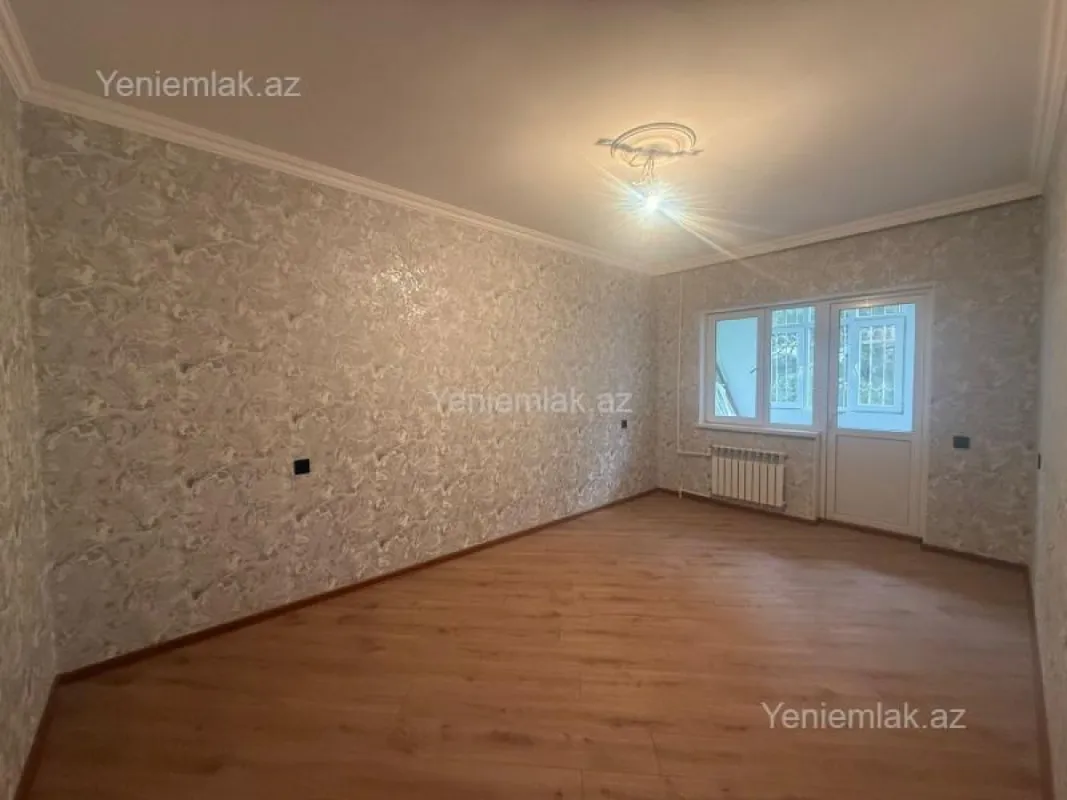 Satılır 3 otaqlı köhnə tikili 80 m²