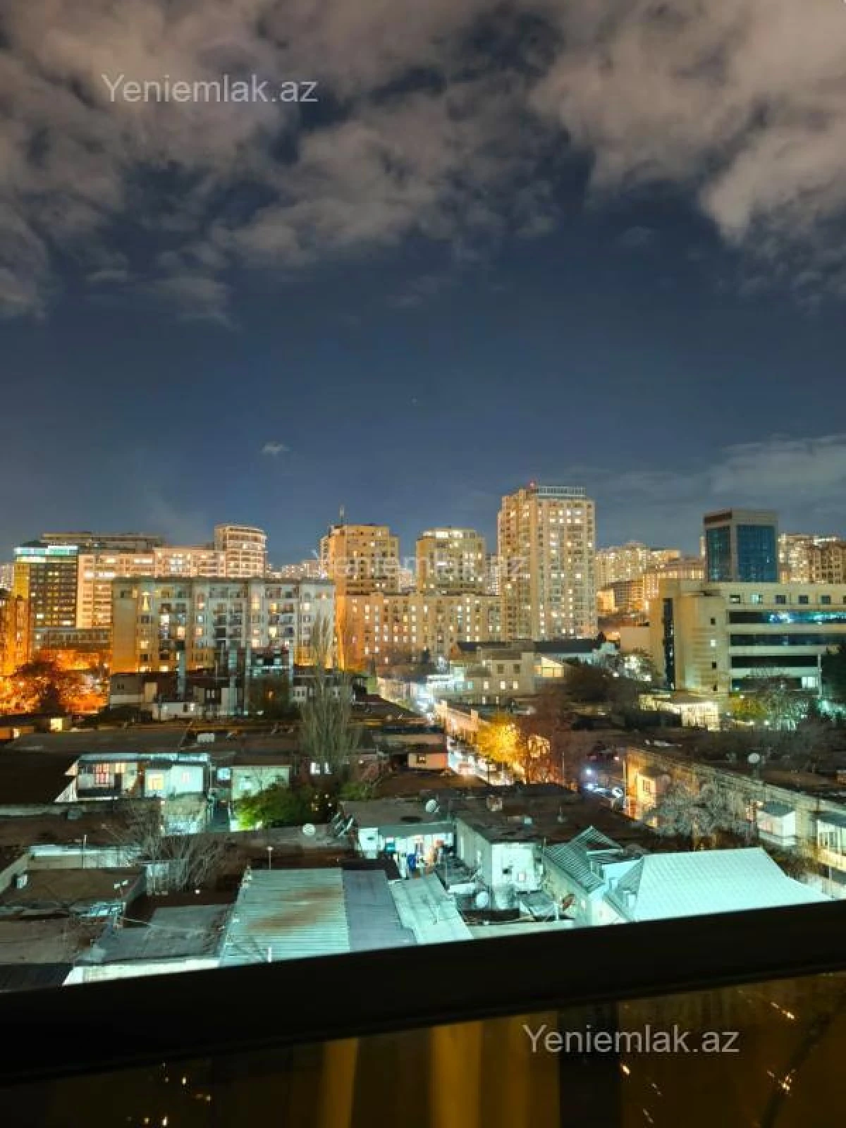 Satılır 3 otaqlı yeni tikili 100 m²