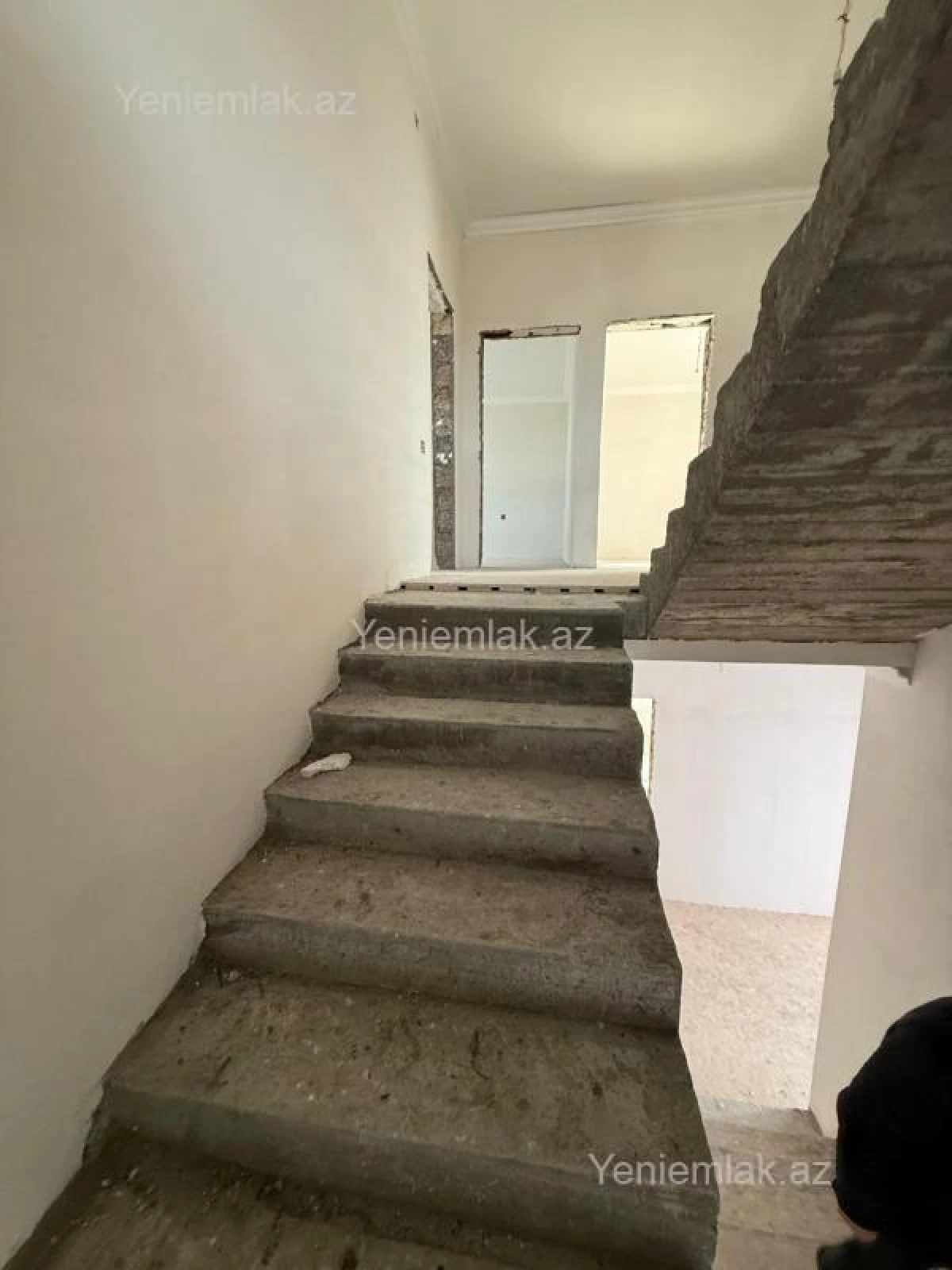 Satılır 4 otaqlı həyət evi 160 m²