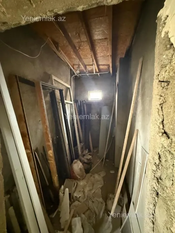 Satılır 4 otaqlı həyət evi 160 m²