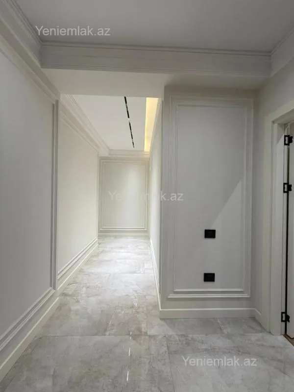 Satılır 3 otaqlı yeni tikili 92 m²
