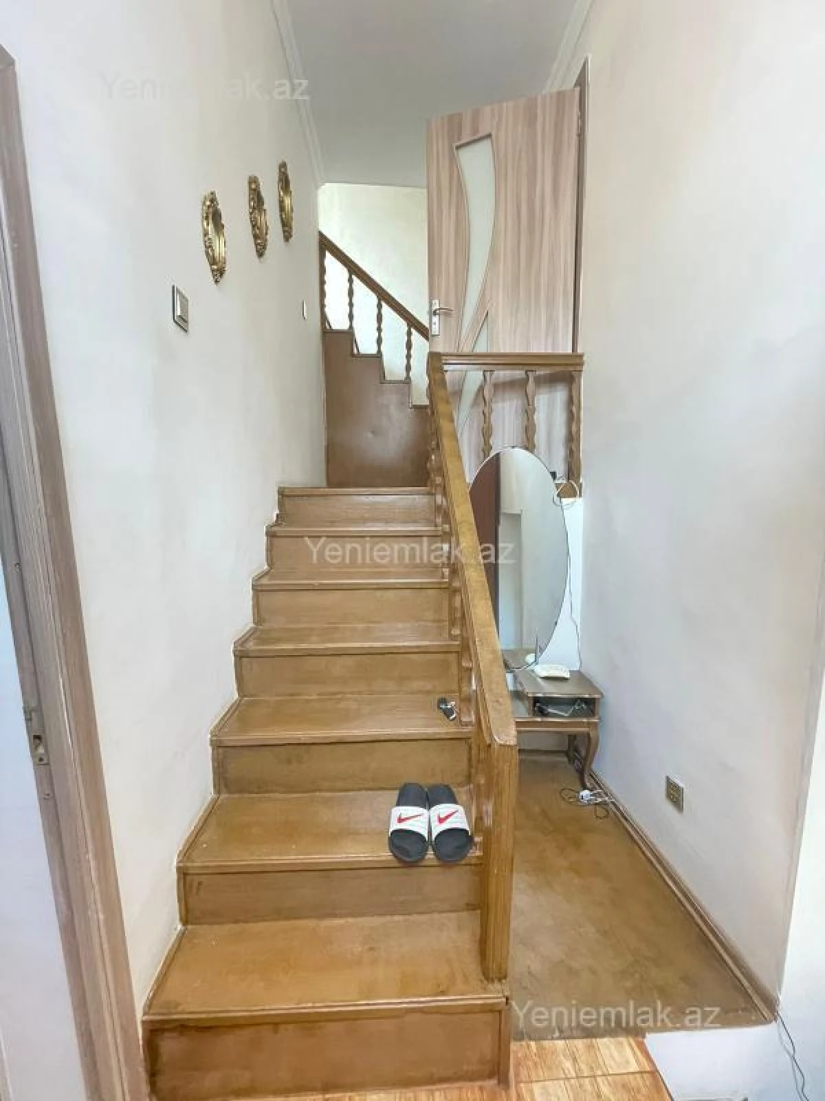 Satılır 5 otaqlı həyət evi 165 m²