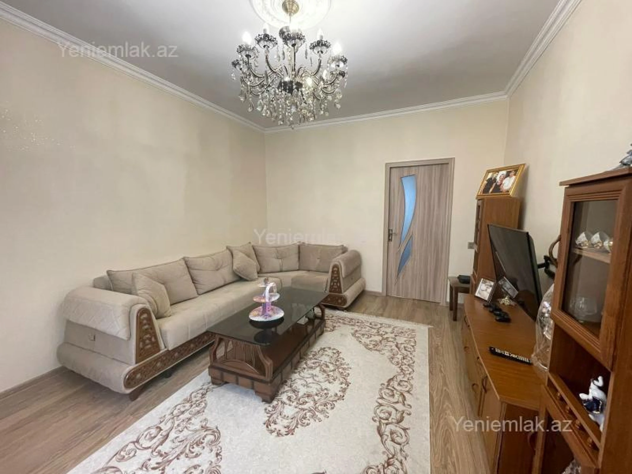 Satılır 5 otaqlı həyət evi 165 m²