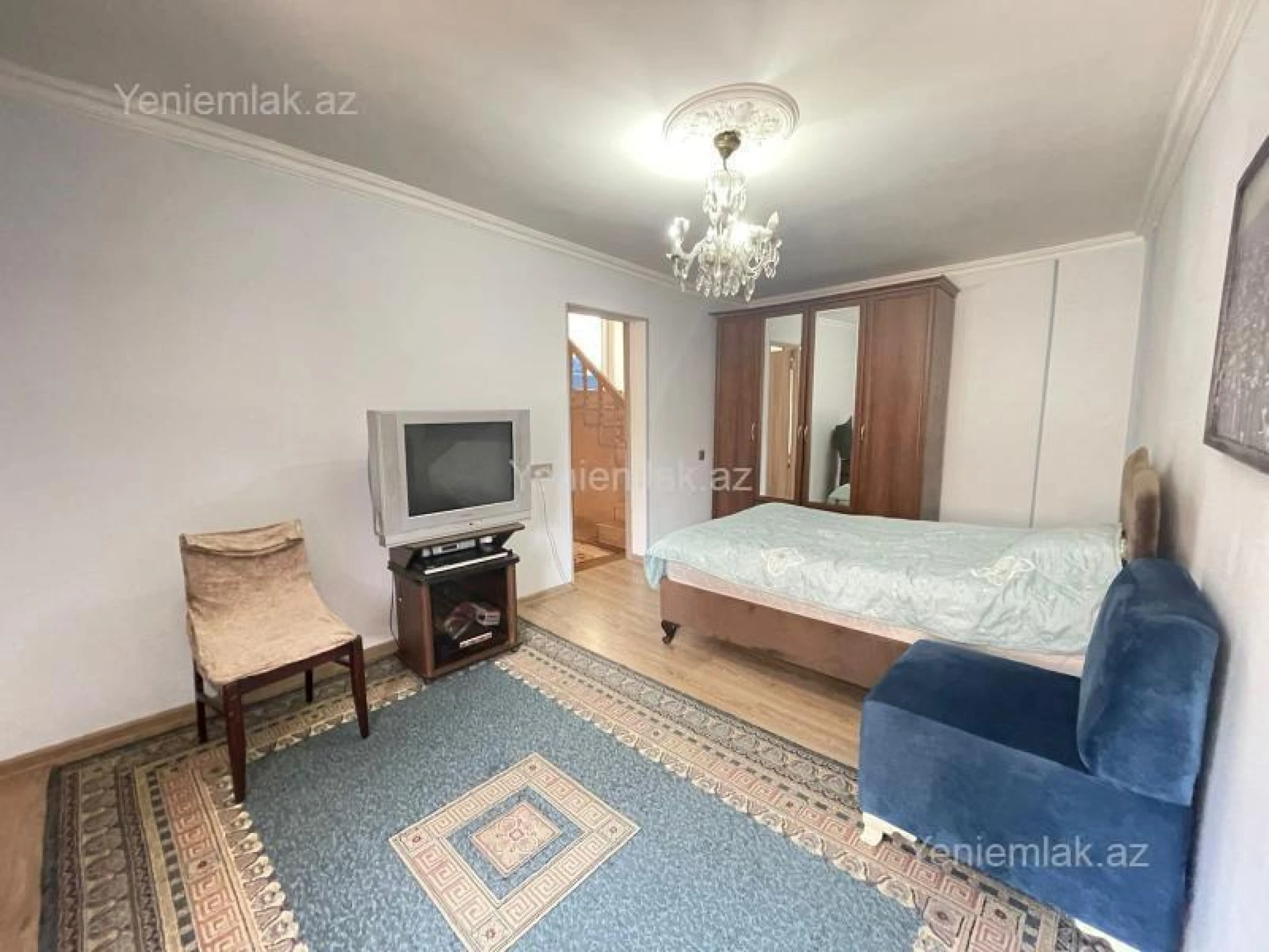 Satılır 5 otaqlı həyət evi 165 m²