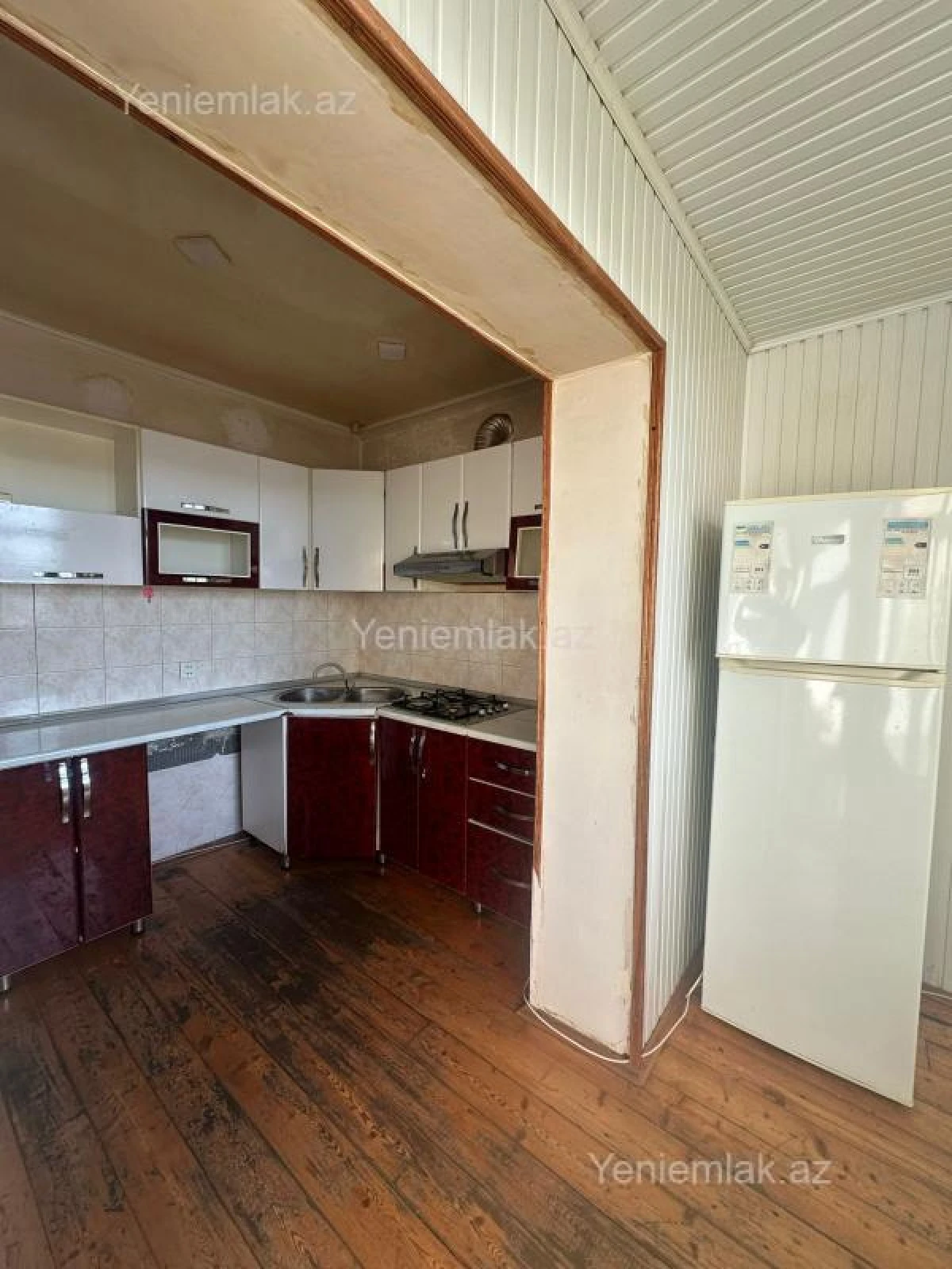 Satılır 3 otaqlı köhnə tikili 80 m²