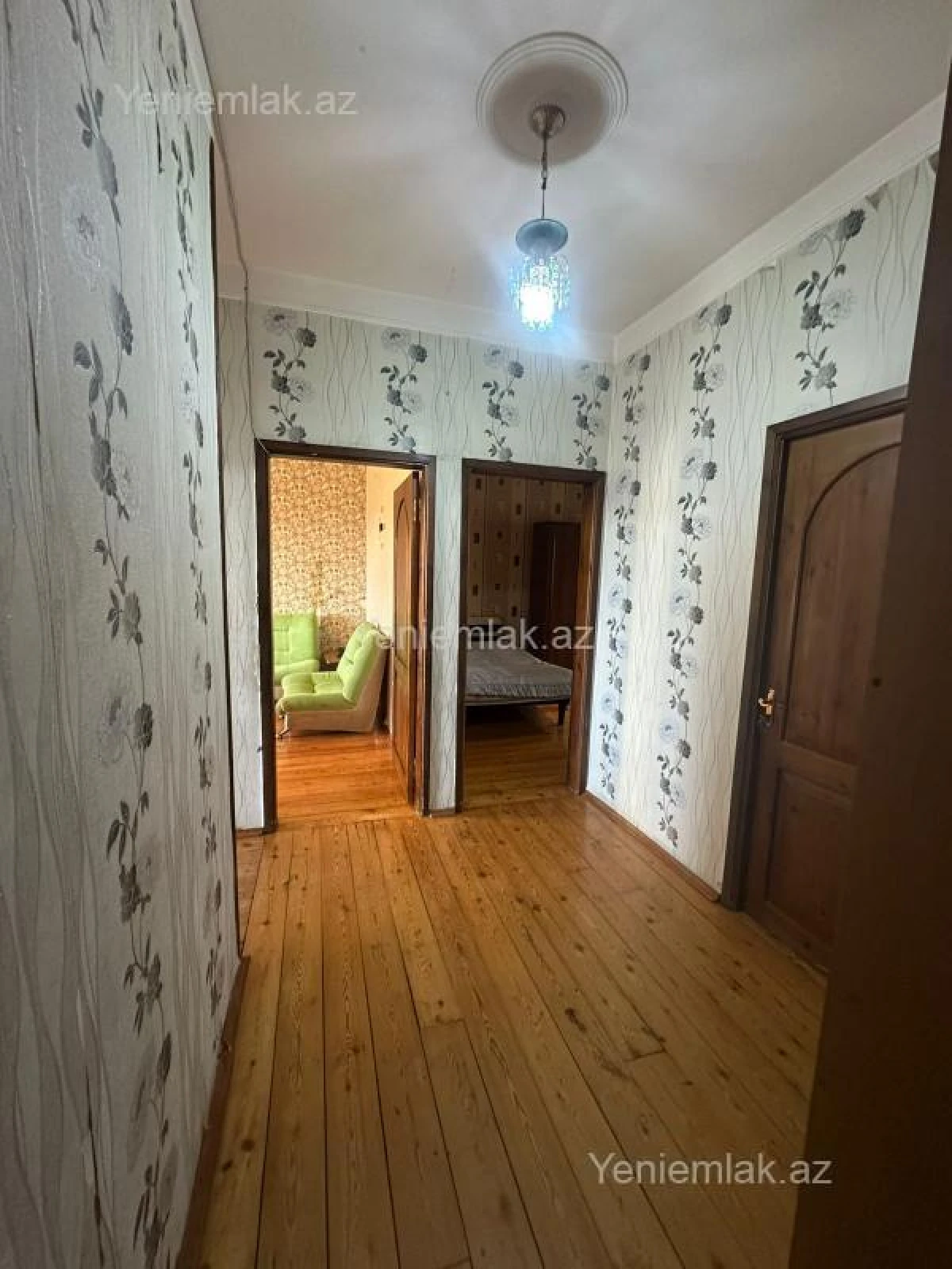 Satılır 3 otaqlı köhnə tikili 80 m²