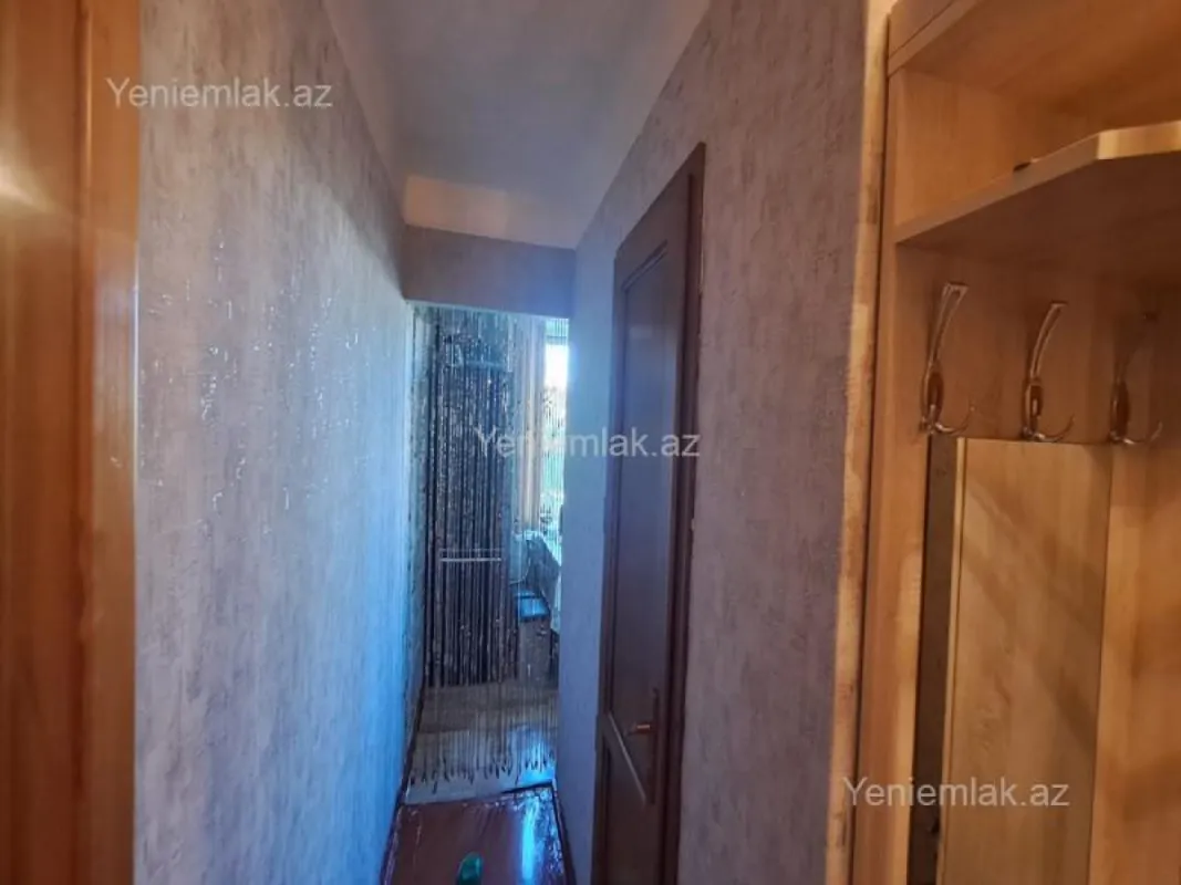 Satılır 2 otaqlı köhnə tikili 45 m²