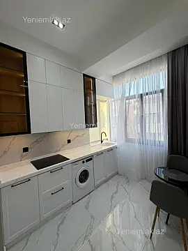 Satılır 3 otaqlı yeni tikili 80 m²