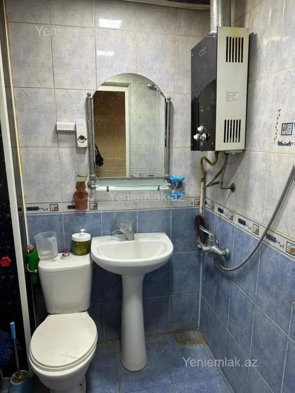 Satılır 2 otaqlı köhnə tikili 50 m²