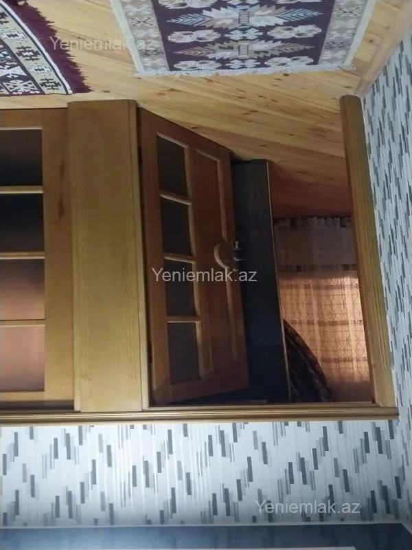 Satılır 3 otaqlı köhnə tikili 85 m²