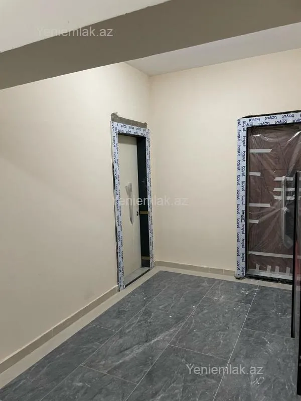 Satılır 3 otaqlı yeni tikili 120 m²