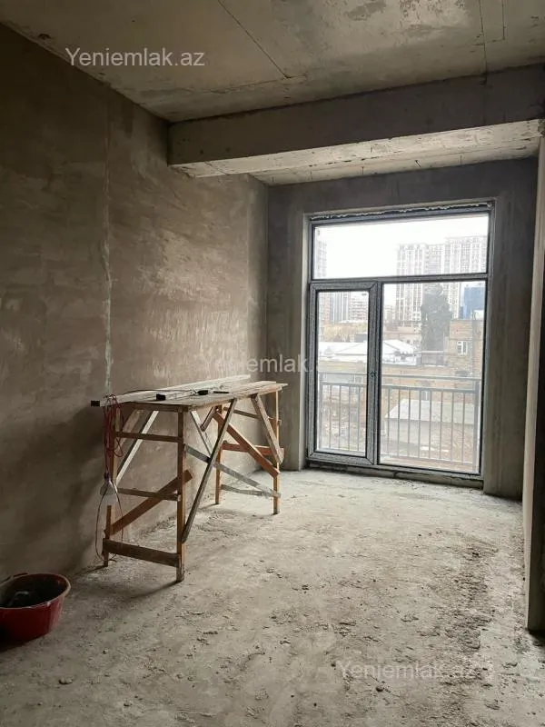 Satılır 3 otaqlı yeni tikili 120 m²