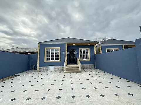 Satılır 3 otaqlı həyət evi 100 m²