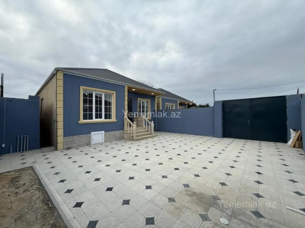 Satılır 3 otaqlı həyət evi 100 m²