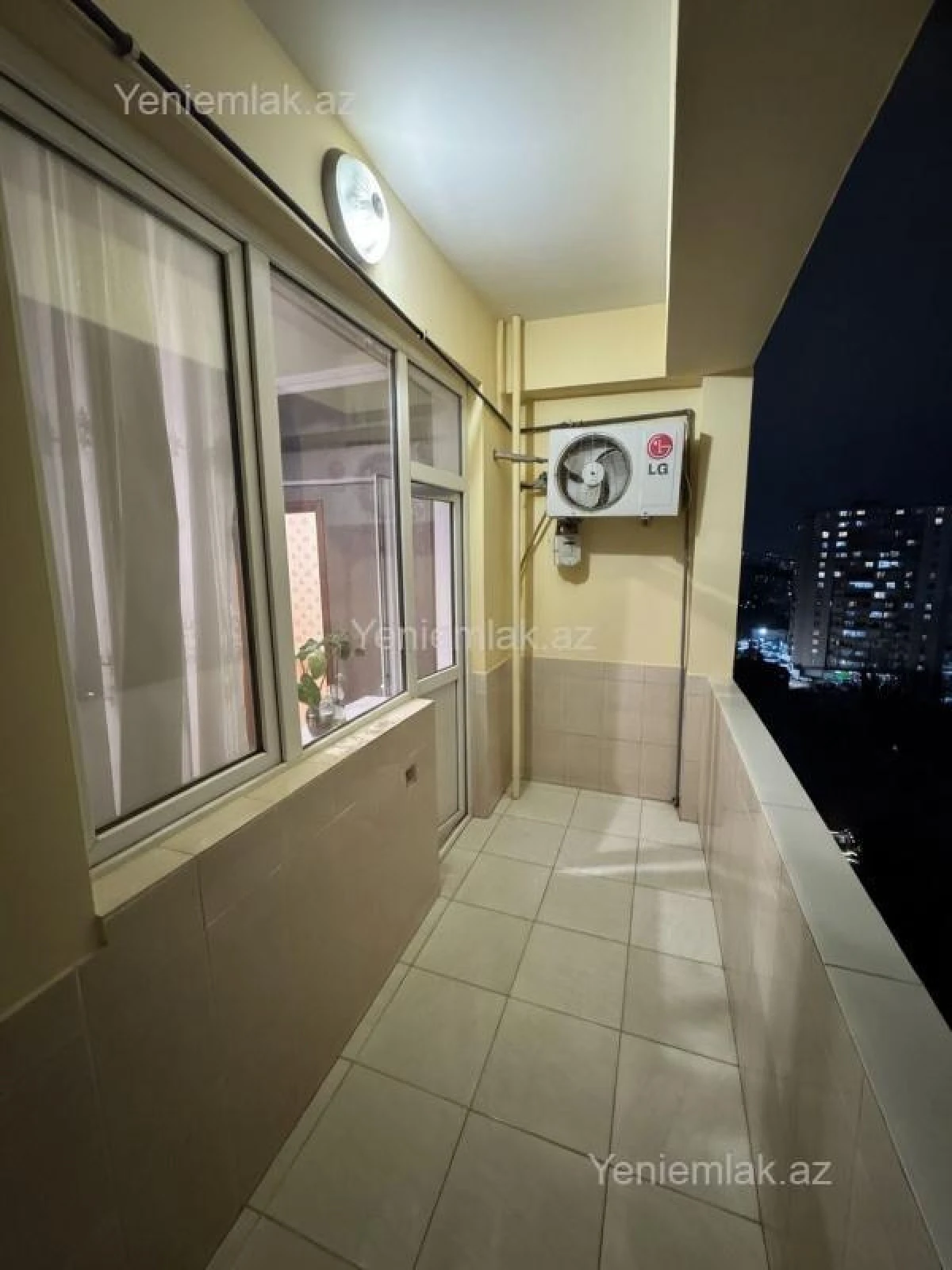 Satılır 3 otaqlı yeni tikili 80 m²