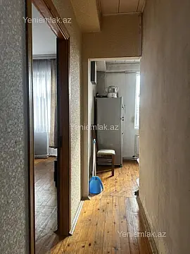 Satılır 2 otaqlı köhnə tikili 66 m²