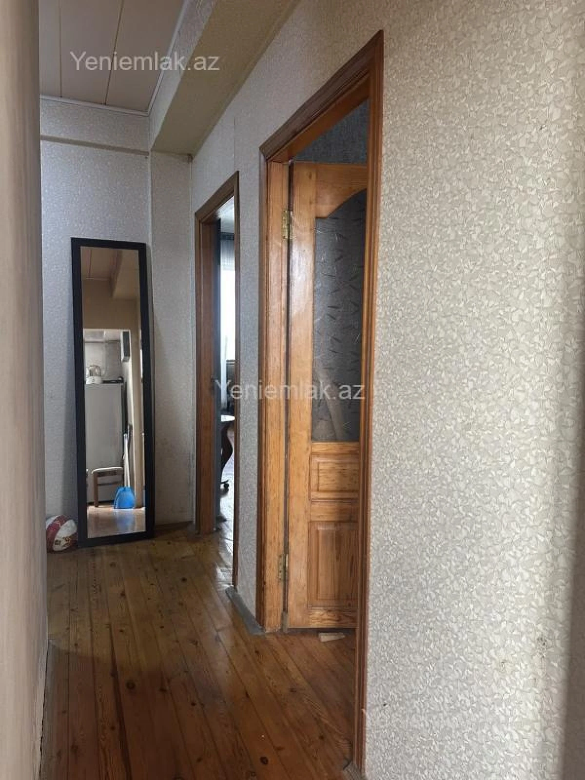 Satılır 2 otaqlı köhnə tikili 66 m²