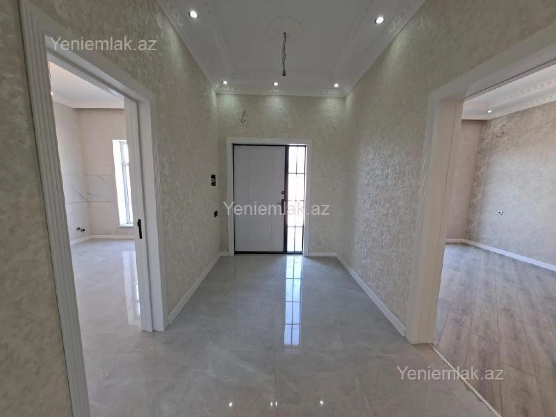 Satılır 5 otaqlı həyət evi 180 m²
