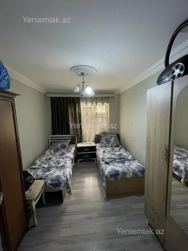 Satılır 3 otaqlı köhnə tikili 60 m²