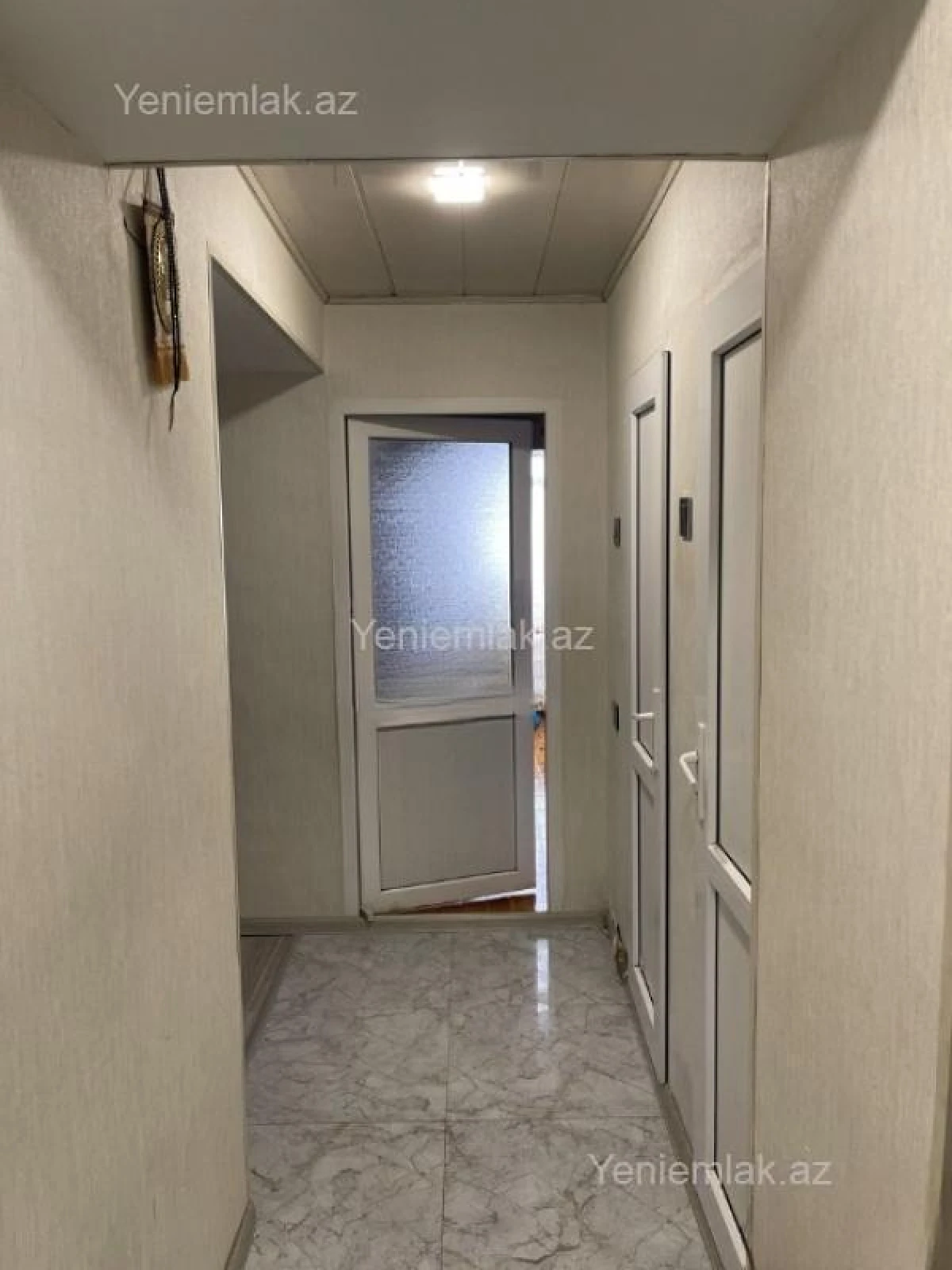 Satılır 3 otaqlı köhnə tikili 60 m²