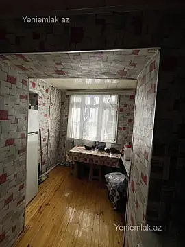 Satılır 3 otaqlı köhnə tikili 60 m²