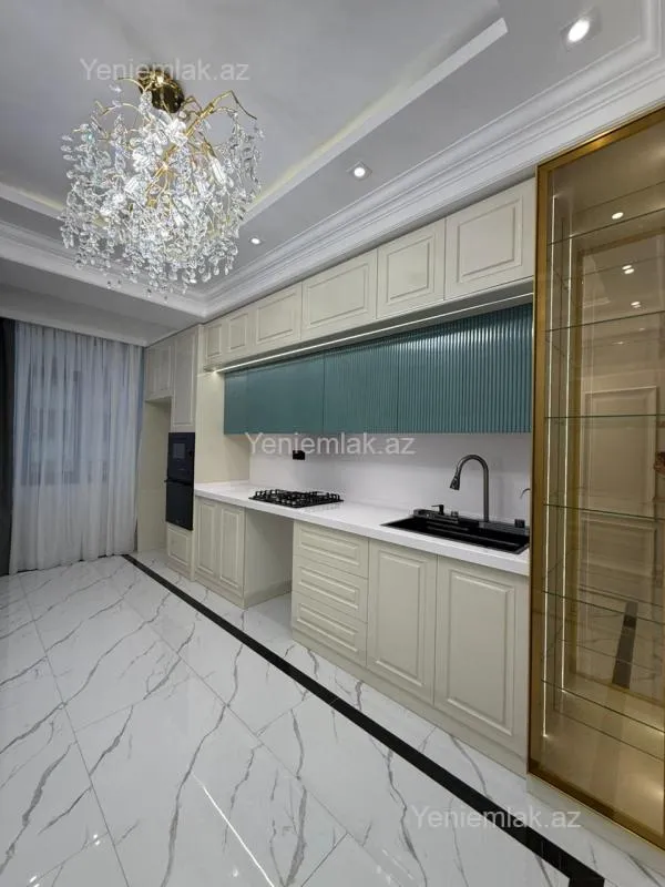 Satılır 3 otaqlı yeni tikili 95 m²