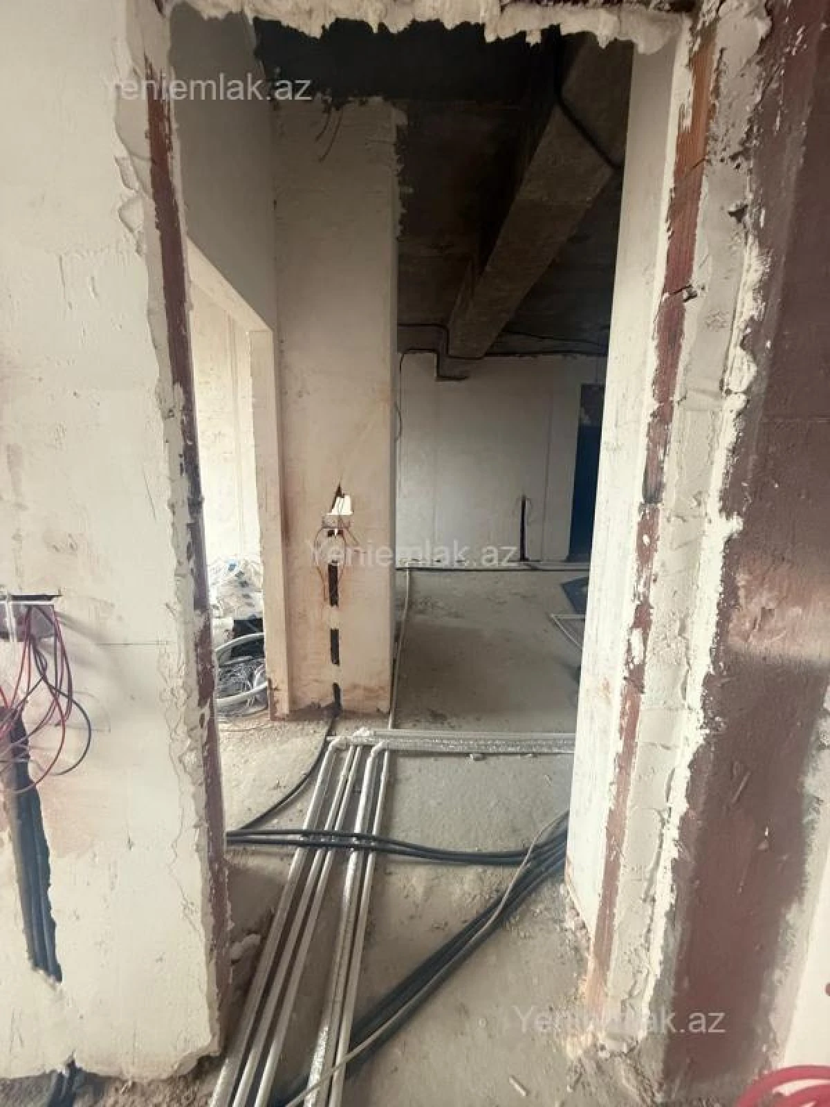 Satılır 3 otaqlı yeni tikili 91 m²